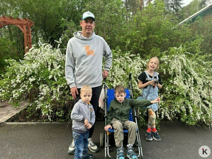 «Улыбчивый и очень добрый парень»: как 6-летний Никита из Калининграда сражается за право ходить и говорить (фото)   - Новости Калининграда