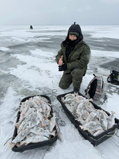 Раз плотвичка, два плотвичка: калининградские рыбаки рассказали, кто клюёт подо льдом (фото) - Новости Калининграда | Фото предоставили в сообществе Рыбалка в Калининграде - KONIGFISHING