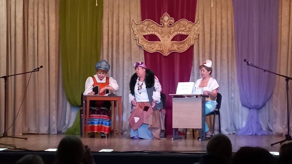 Первый канал снял сюжет о самодеятельном театре из Краснознаменска | Фото: из группы ДК Краснознаменска  во «ВКонтакте»