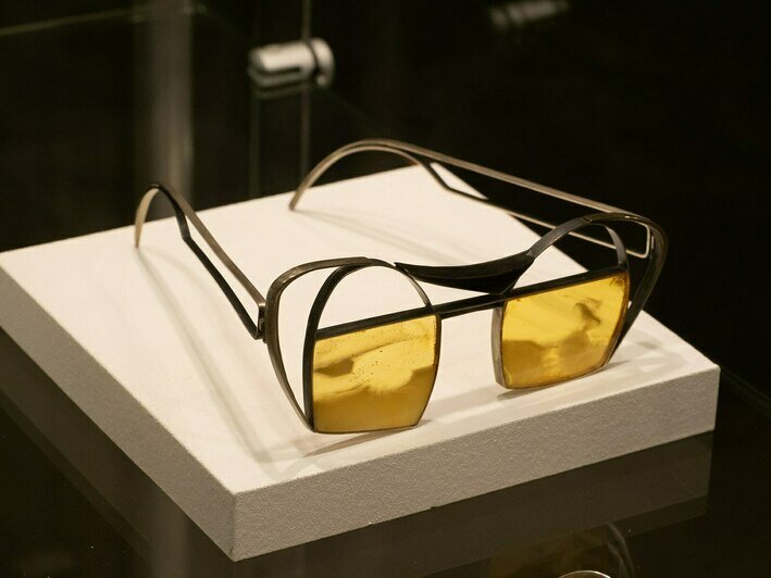 Бумажные украшения и эксперименты с формой: в Музее янтаря открылась выставка «Внимание! Работает авангард» - Новости Калининграда | Фото: Музей янтаря