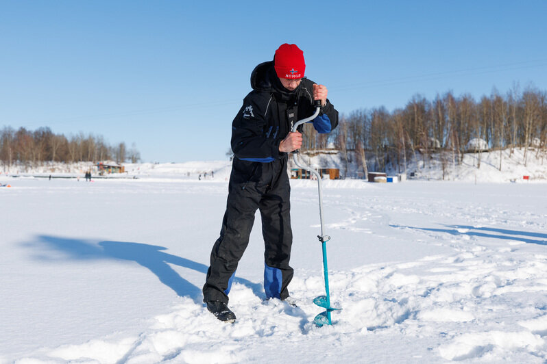 Когда клюёт даже зимой: удача на льду (фото)