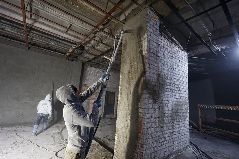 Основные работы в Театре эстрады планируют завершить в 2026 году. | Фото: Александр Подгорчук 