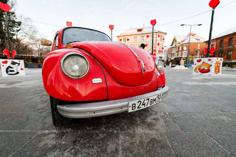 Вполне романтично поздравить любимую в таких красивых локациях. | Фото: Александр Мелехов