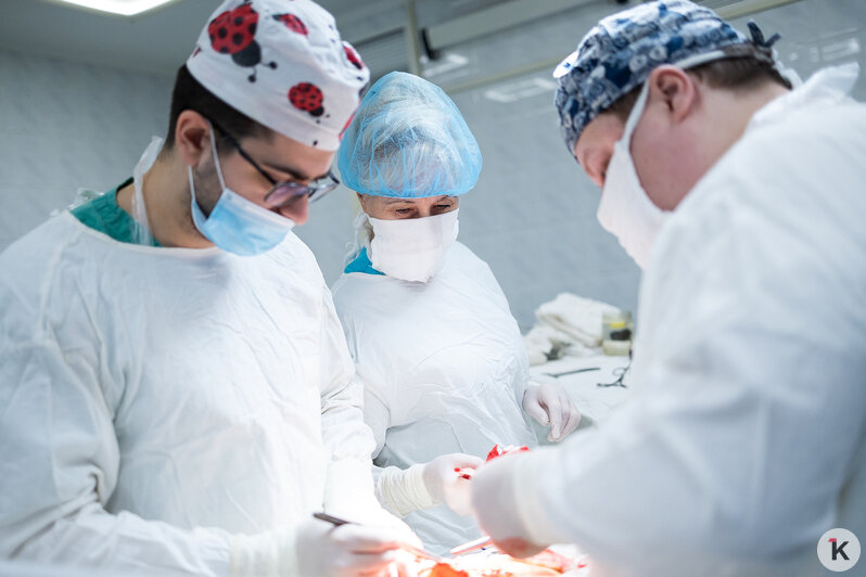 Полвека на шаг от хирурга: истории калининградских операционных сестёр (фото)   - Новости Калининграда | Фото: Александр Подгорчук / «Клопс»