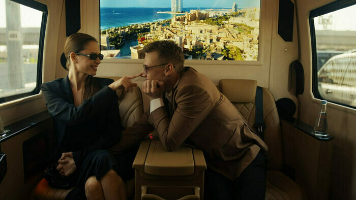 Свидание у телевизора: 6 свежих романтических комедий на День всех влюблённых - Новости Калининграда | Кадр из фильма «Притворись моим мужем»