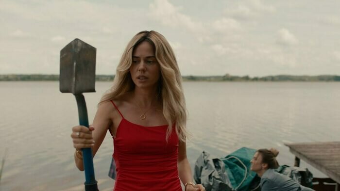 Свидание у телевизора: 6 свежих романтических комедий на День всех влюблённых - Новости Калининграда | Кадр из фильма «Клёвый УLove»