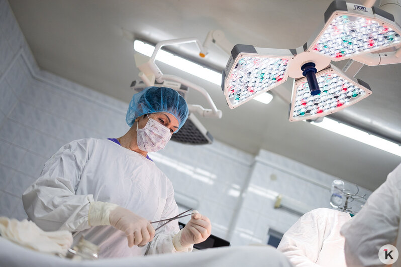 Полвека на шаг от хирурга: истории калининградских операционных сестёр (фото)   - Новости Калининграда | Фото: Александр Подгорчук / «Клопс»