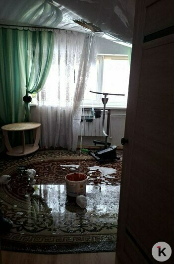 Бачок замёрз из-за открытой форточки: калининградку затопило после аварии в опечатанной соседней квартире (фото, видео)   - Новости Калининграда | Фото: Лариса Юрьевна