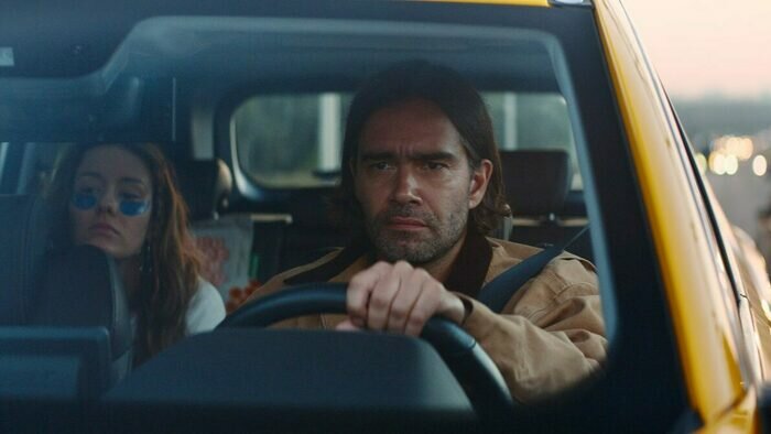 Свидание у телевизора: 6 свежих романтических комедий на День всех влюблённых - Новости Калининграда | Кадр из фильма «Туда»