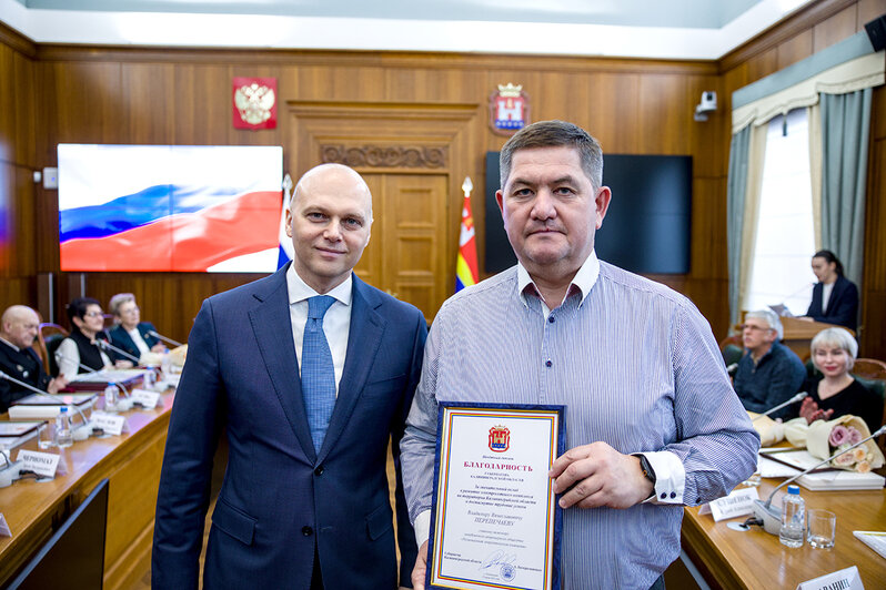 Награды жителям области вручил губернатор Алексей Беспрозванных  | Фото: пресс-служба правительства Калининградской области