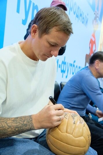 Победитель Лиги чемпионов, Дасаев — в воротах и битва за два миллиона: как завершился турнир «Зимний мяч АВТОТОР — 2026» - Новости Калининграда