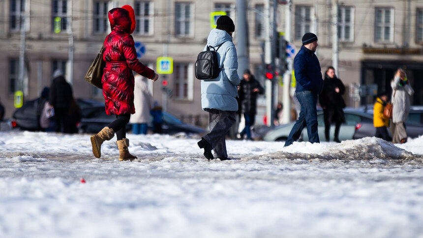 Кого в Калининграде оштрафовали за неубранный снег: 60 мест в городе, где люди падали и вязли    - Новости Калининграда | Фото: архив «Клопс»