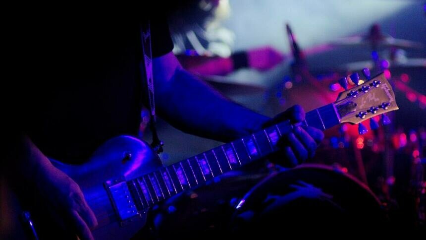 Гитарная музыка и киберфутбол: бесплатные мероприятия недели в Калининграде, на которые стоит обратить внимание  - Новости Калининграда | Иллюстрация: Midjourney