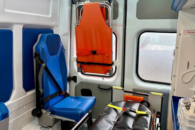 Новые «скорые» оснащены всей необходимой техникой | Фото: правительство Калининградской области