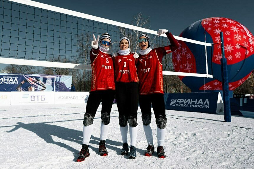 «Локомотив» завоевал бронзу Кубка России по волейболу на снегу в Барнауле - Новости Калининграда | Фото: ВК «Локомотив»