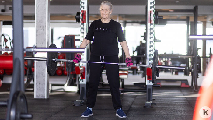 Штанга — любовь моя: как калининградская пенсионерка в 80 лет стала чемпионом по пауэрлифтингу (фото, видео)   - Новости Калининграда | Фото: Александр Подгорчук / «Клопс»