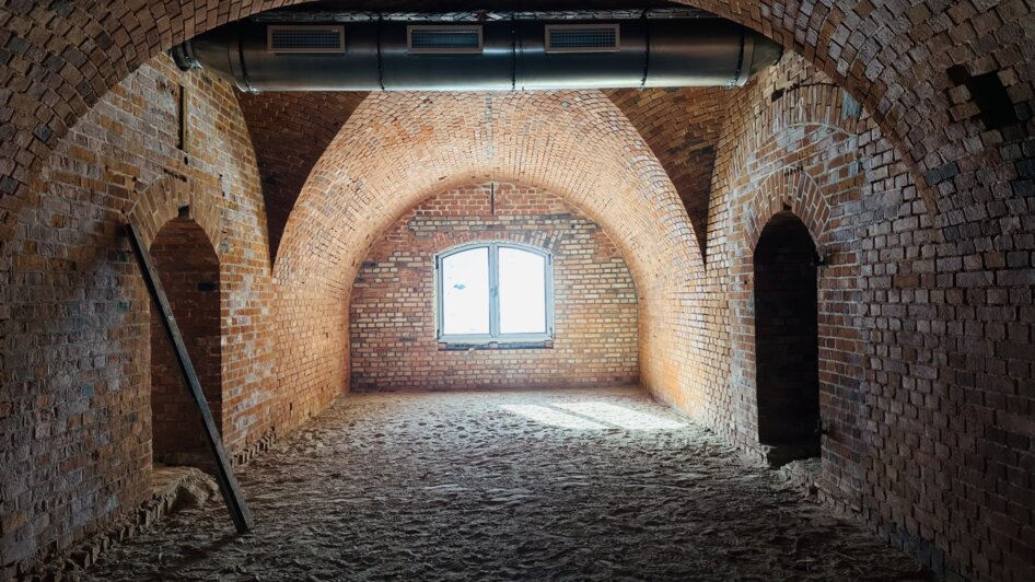 «Возвращаем исторический облик объекта»: как ремонтируют и когда откроют для посетителей форт №3 на Невского - Новости Калининграда | Фото: администрация форта