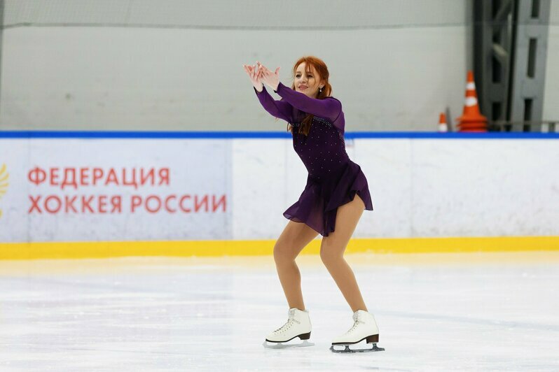 Бухгалтер из Калининграда восхитила гуляющих в Зеленоградске фигурным катанием по льду моря (фото, видео)   - Новости Калининграда | Фото: Александр Караученко