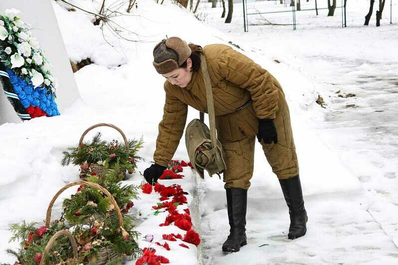 В калининградском форте №5 отметили День защитника Отечества с реконструкторами и чаем из самовара (фото) - Новости Калининграда | Фото: Калининградский областной историко-художественный музей