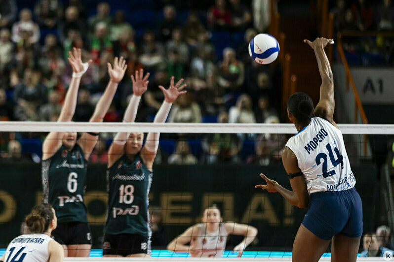 Гигантское чучело, опасная оттепель и сбитый в Калининграде ребёнок: 13 событий, которые обсуждали в длинные выходные   - Новости Калининграда | Фото: Александр Подгорчук / «Клопс»