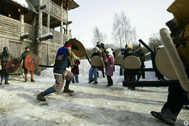 Гигантское чучело, опасная оттепель и сбитый в Калининграде ребёнок: 13 событий, которые обсуждали в длинные выходные   - Новости Калининграда | Фото: Александр Подгорчук / «Клопс»