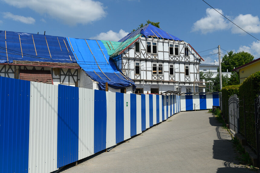 Так здание выглядело почти два года назад | Фото: Александр Мелехов