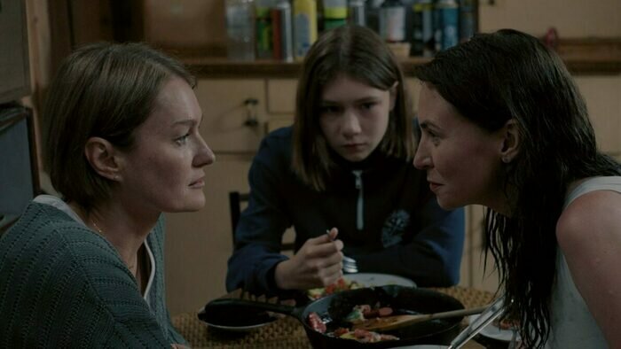 Без бантиков и клише: 6 отечественных фильмов, снятых женщинами про женщин - Новости Калининграда | Кадр из фильма «Край надломленной луны»