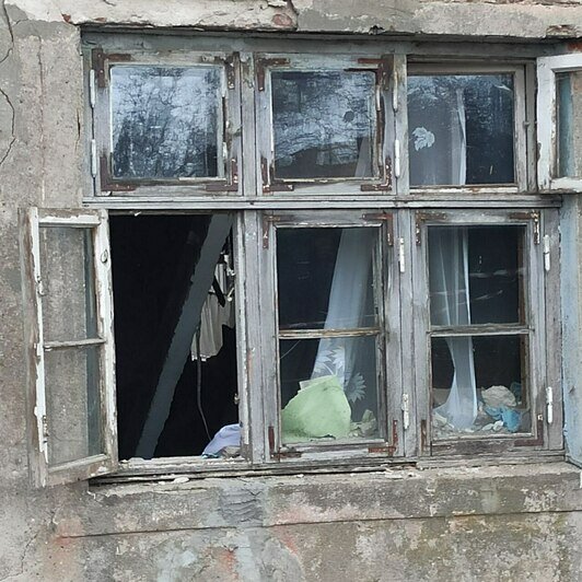 Жители около двух лет назад просили признать их дом аварийным  | Фото: прокуратура Калининградской области