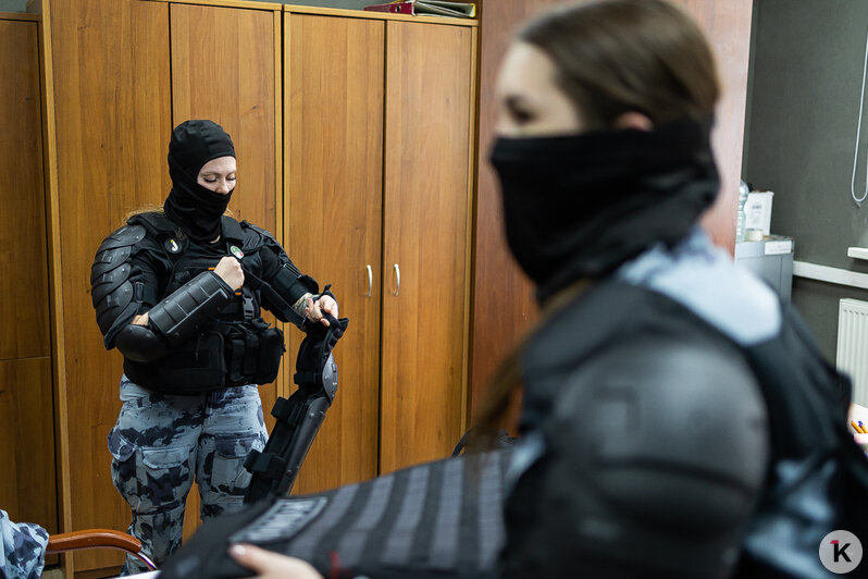 От балета до бронежилета: как калининградки служат в ОМОНе (фото)   - Новости Калининграда | Фото: Александр Подгорчук / «Клопс»