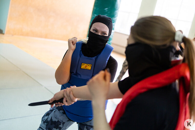 От балета до бронежилета: как калининградки служат в ОМОНе (фото)   - Новости Калининграда | Фото: Александр Подгорчук / «Клопс»