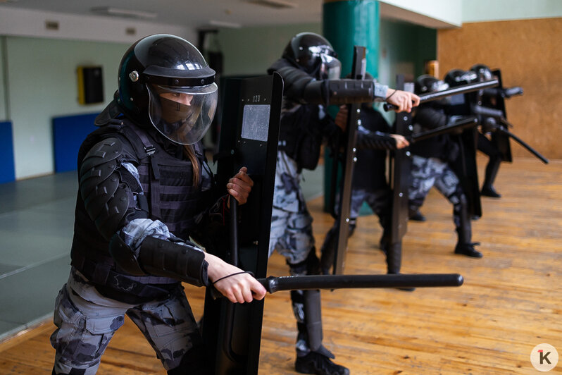 От балета до бронежилета: как калининградки служат в ОМОНе (фото)   - Новости Калининграда | Фото: Александр Подгорчук / «Клопс»