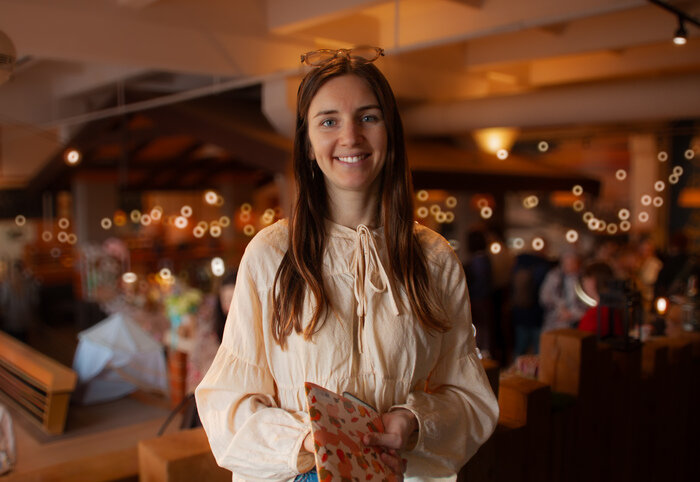 Одна из организаторов фестиваля Анастасия Уткина. | Фото: Маргарита Юркова