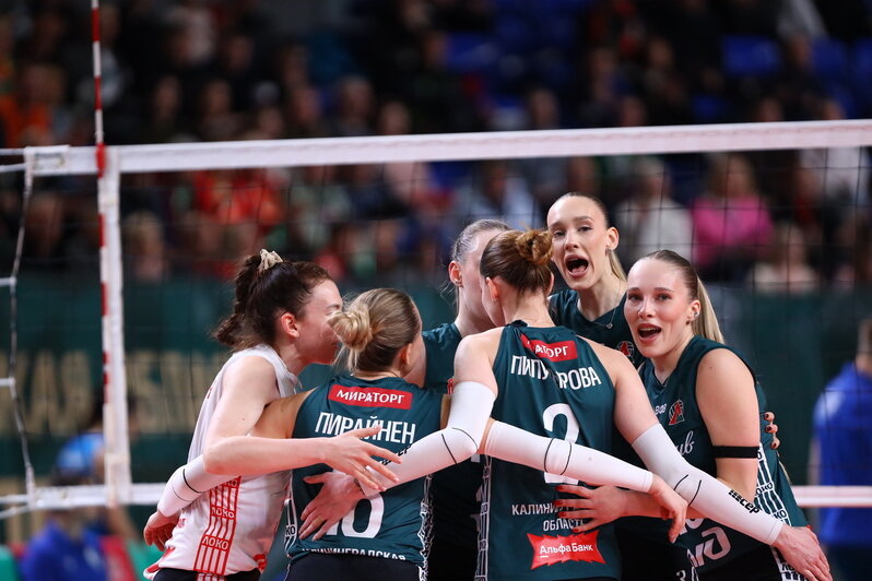 Моменты игры. | Фото: ВК «Локомотив»