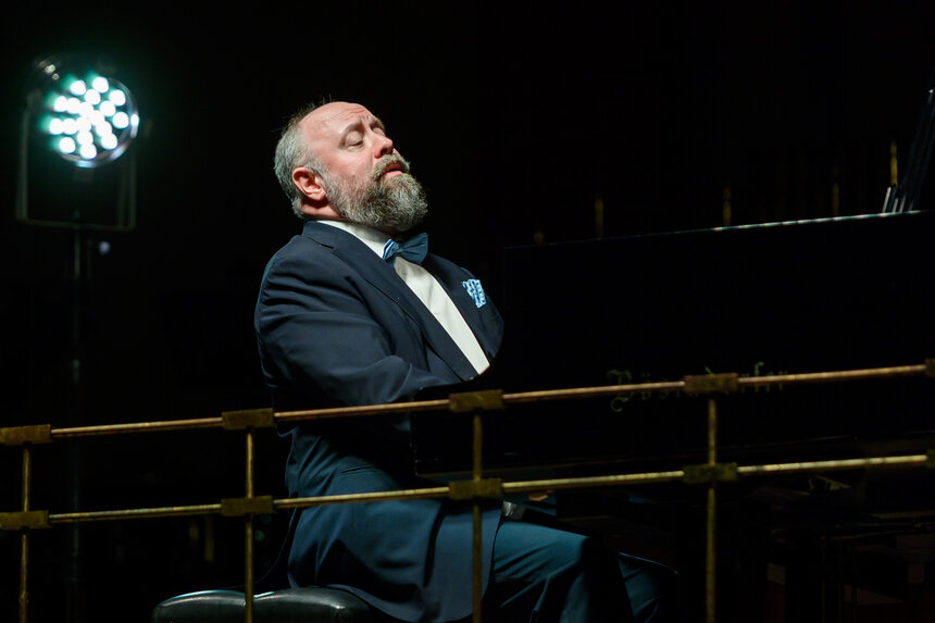 Александр Гиндин каждый раз выступает в Калининграде с аншлагом  | Фото: Александр Мелехов