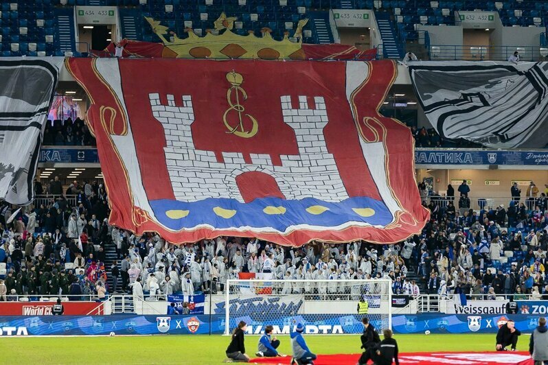 На стадионе в Калининграде опробовали новшество: как «Балтика» боролась с «Зенитом» в Кубке России (фоторепортаж) - Новости Калининграда | Фото: Александр Подгорчук / Архив «Клопс»