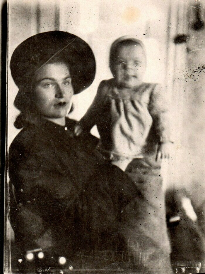 Марина с мамой | Фото: личный архив героини публикации