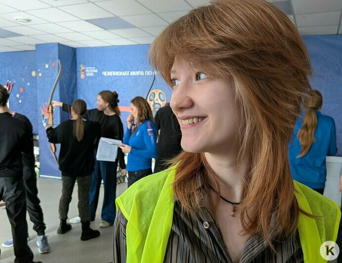 Владимир Рыбанин и его коллеги и воспитанники весь день помогали спортсменам | Фото: «Клопс»