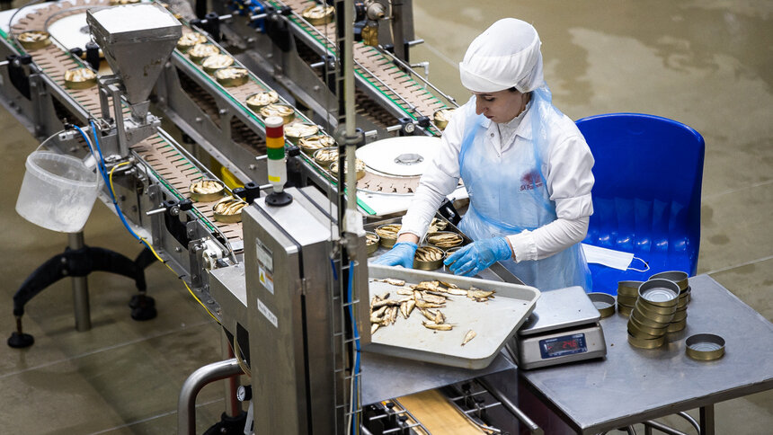 В Госдуме предложили сократить россиянкам рабочий день по пятницам на 2 часа - Новости Калининграда | Фото: Александр Подгорчук / Архив «Клопс»