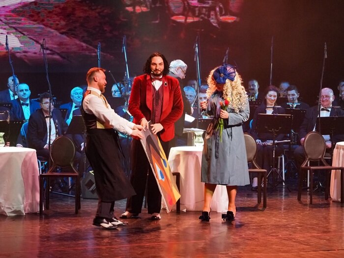 Мюзикл "Я подарю тебе Париж!" можно посмотреть 8 или 9 марта в Филармонии | Фото: пресс-служба Филармонии