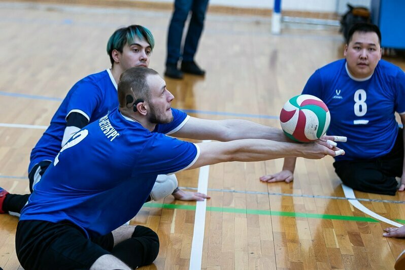 Игра за гранью: в Калининграде стартовал чемпионат России по волейболу сидя - Новости Калининграда | Фото: Александр Подгорчук / «Клопс»
