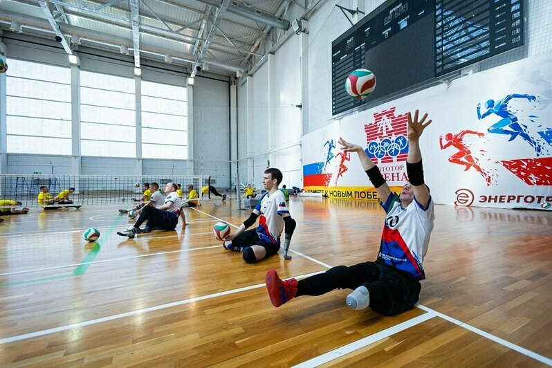 Игра за гранью: в Калининграде стартовал чемпионат России по волейболу сидя - Новости Калининграда | Фото: Александр Подгорчук / «Клопс»