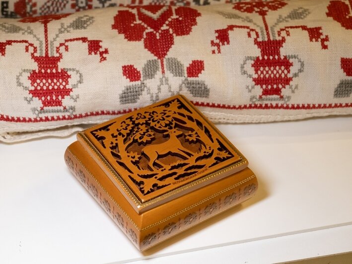 Из Беларуси с любовью: в Музее янтаря покажут тканые покрывала, скатерти и рушники, а также вещи известных писателей (фото) - Новости Калининграда | Фото: Музей я