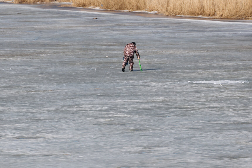Выходить рыбачить или просто прогуляться – опасно. | Фото: Александр Мелехов