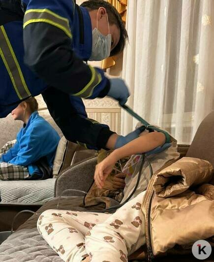 Мартин и его маленькие хозяйки пострадали вместе | Фото: Анна