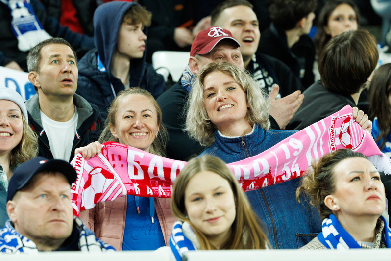 Болельщики получили максимальное наслаждение от игры нашей команды | Фото: Александр Мелехов