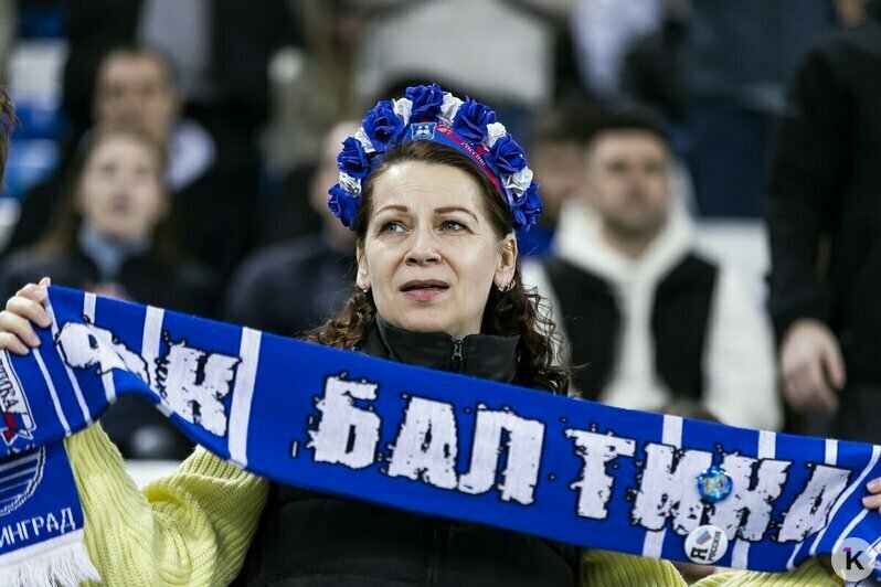 Искры и жесты Талалаева: как футбол едва не стал битвой на Преголе (фоторепортаж) - Новости Калининграда | Фото: Александр Подгорчук / «Клопс»