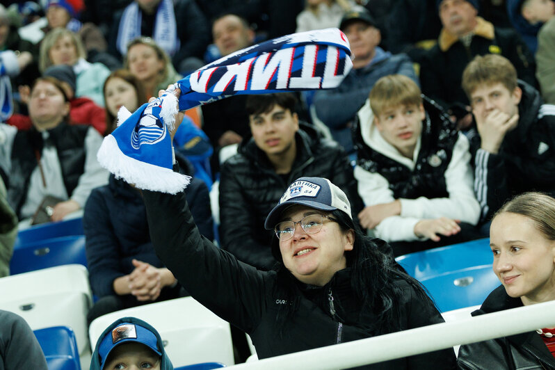 Болельщики получили максимальное наслаждение от игры нашей команды | Фото: Александр Мелехов