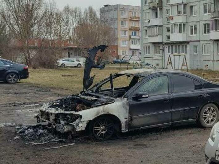 В Черняховске мужчина сжёг машины следователя и оперативника транспортной полиции (фото) - Новости Калининграда | Фото: СУ СК России по Калининградской области