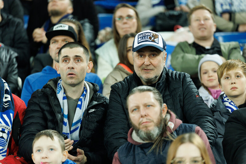 Болельщики получили максимальное наслаждение от игры нашей команды | Фото: Александр Мелехов