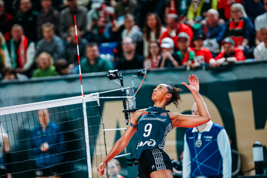 И вот настал момент, когда «Локо» проехал мимо пьедестала.  | Фото: ВК «Локомотив»